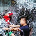 бумажное шоу фольгированное серебряное заказать москва и мо